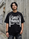 T-Shirt Streetwear "Ghost Protocol" — Schwarz Oversize Oversize Streetwear T-Shirt – Detailansicht | StilWerk