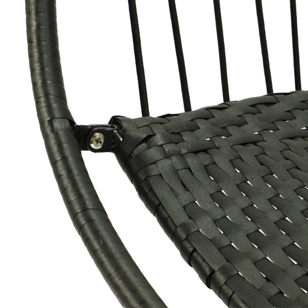 Luxuriöser hängender Eierstuhl aus Rattan für den Garten. 7